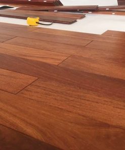 gỗ lót sàn căm xe