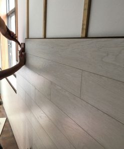 Lamri ốp tường phòng khách