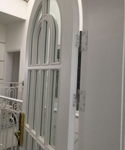 Cửa phòng ngủ vòm cong