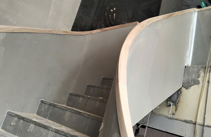 Tay lượn gỗ sồi lan can sắt đẹp