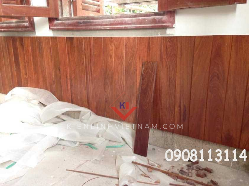 lamri go cam xe lào