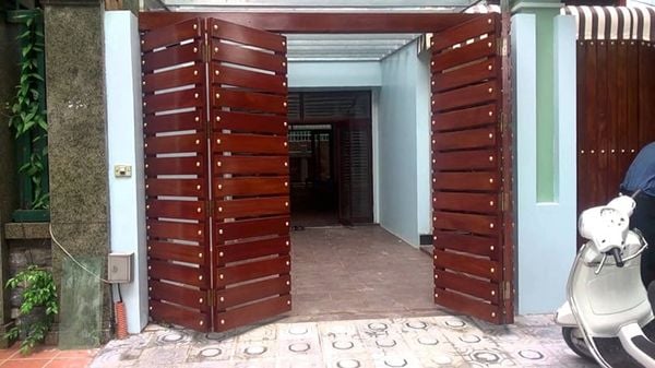 cửa ra vào